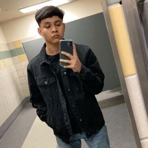 Meet your Posher, Jose